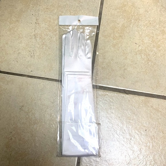Adult One Size White Satin Opera Over The Elbow Length Dress Gloves New in Pkg - Picture 3 of 3